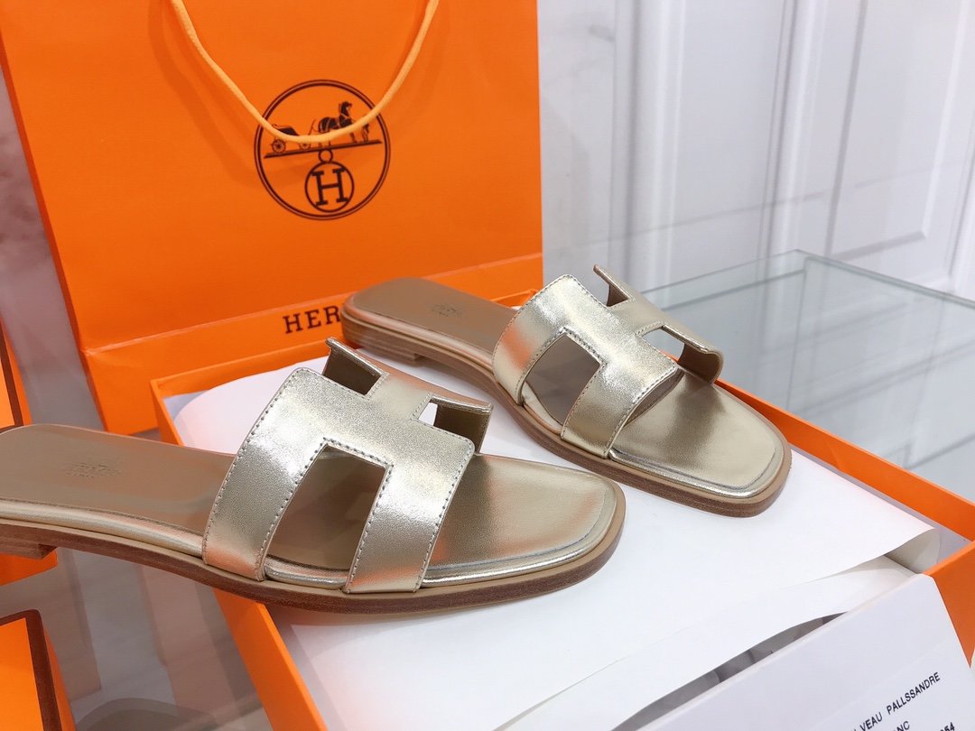 HERMES GOLD SANDAL ORAN