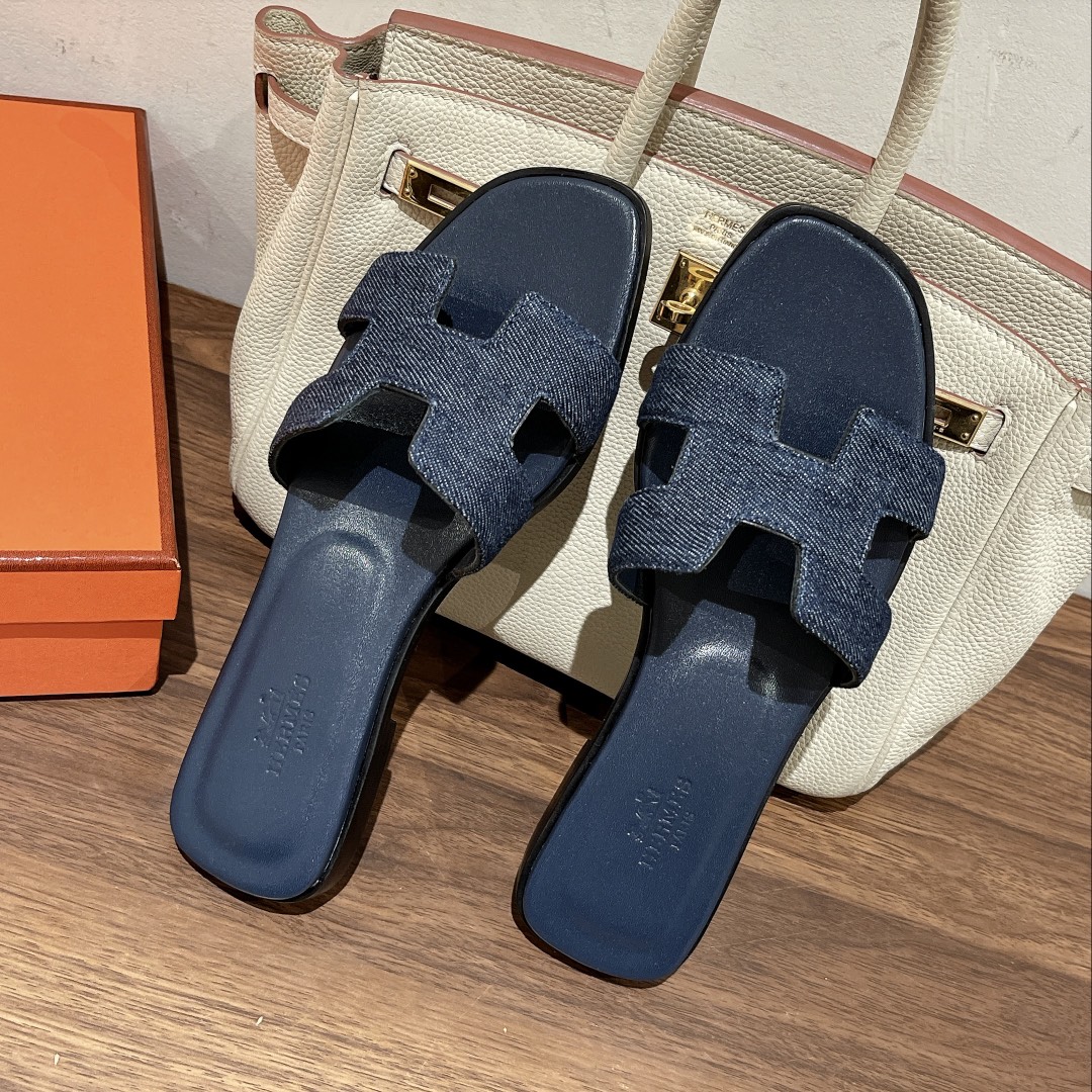 HERMES NAVY BLUE ORAN SANDAL