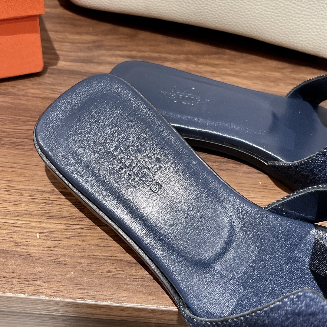 HERMES NAVY BLUE ORAN SANDAL