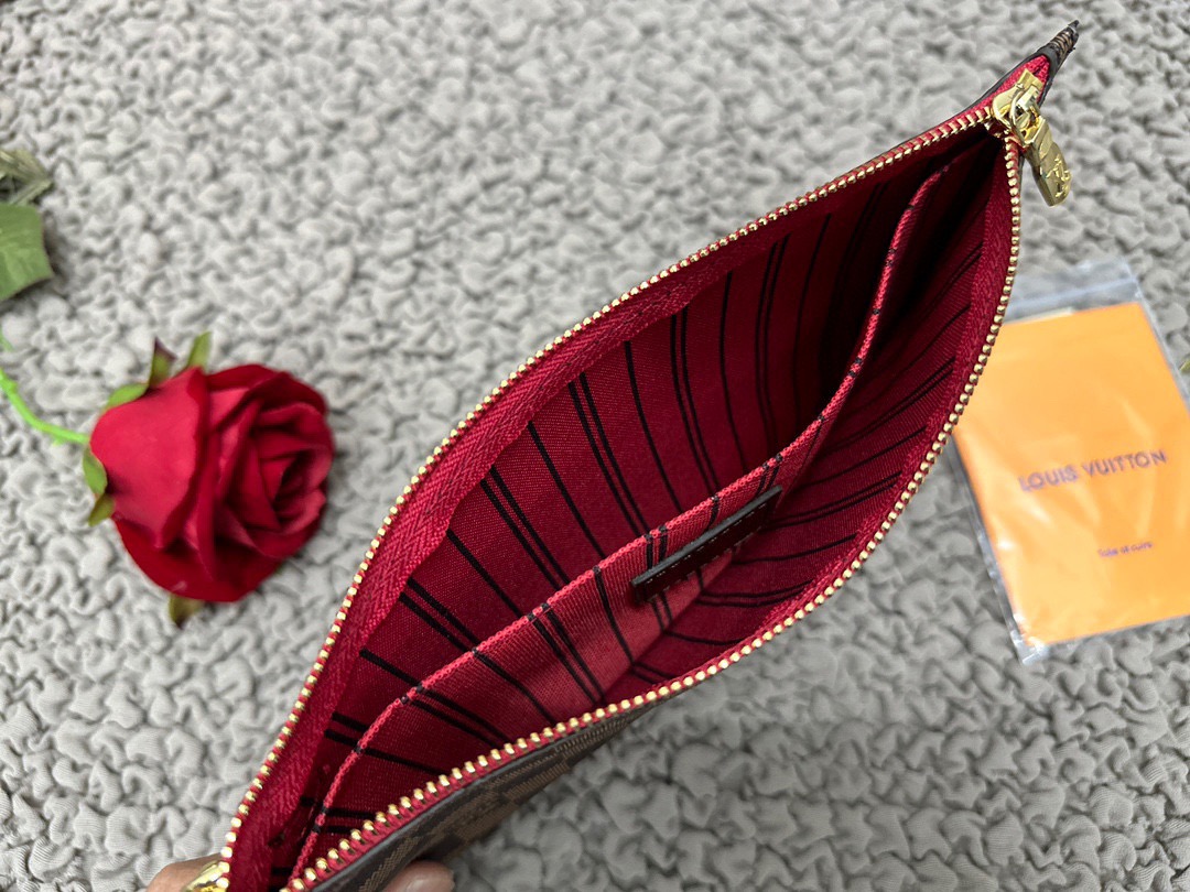 LOUIS VUITTON NEVERFULL GM TOTE