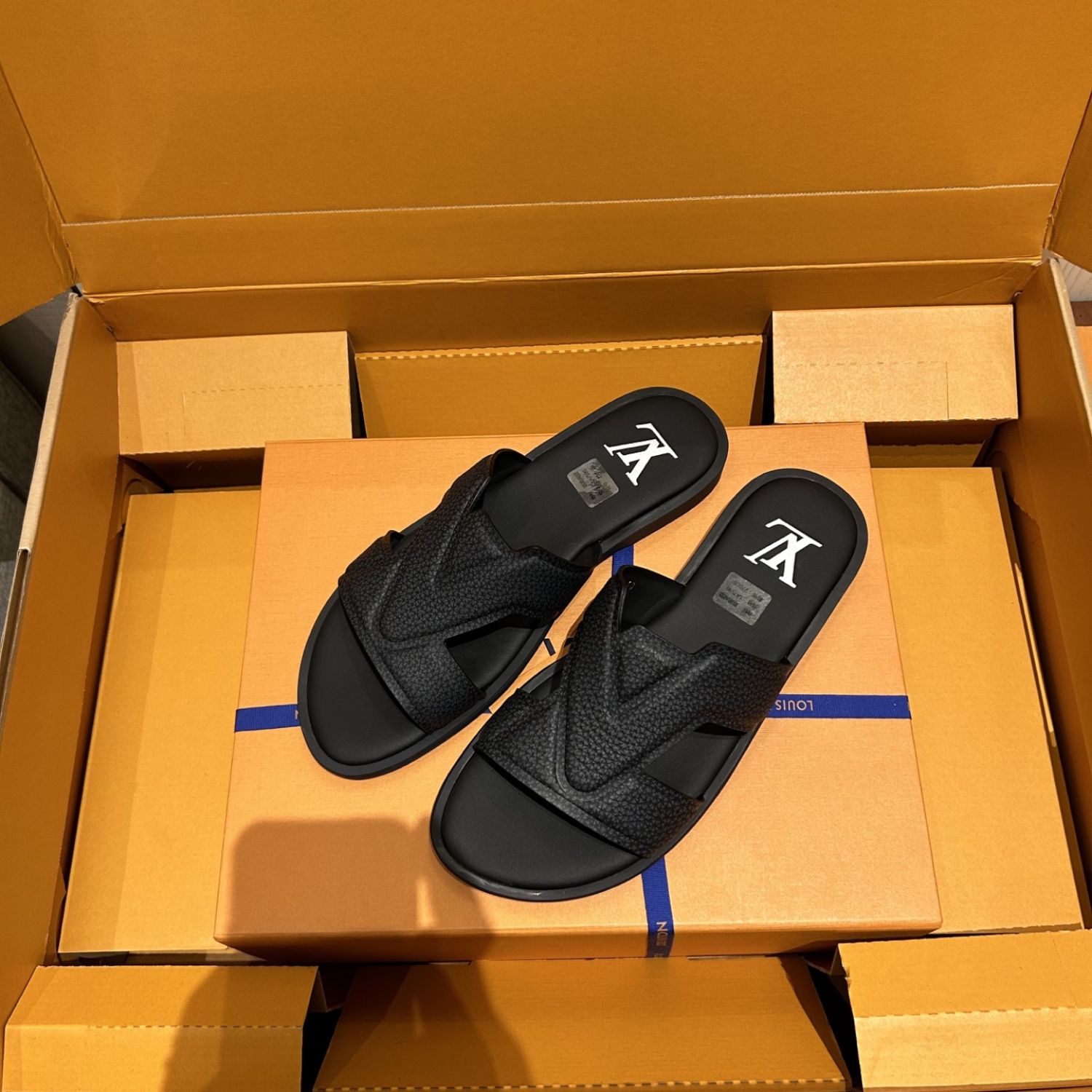 LOUIS VUITTON MULE BLACK OASIS