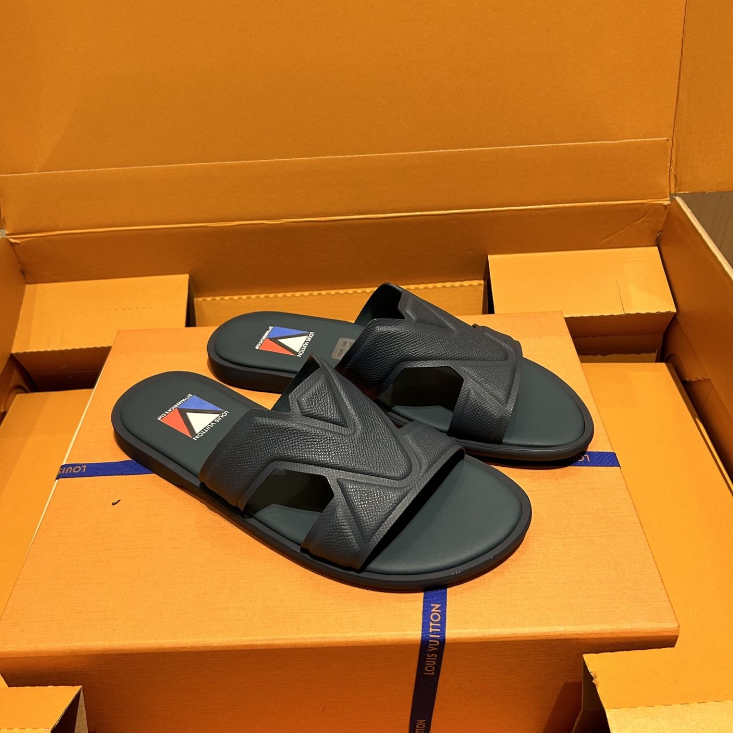 LOUIS VUITTON MULE GRAY BLUE OASIS