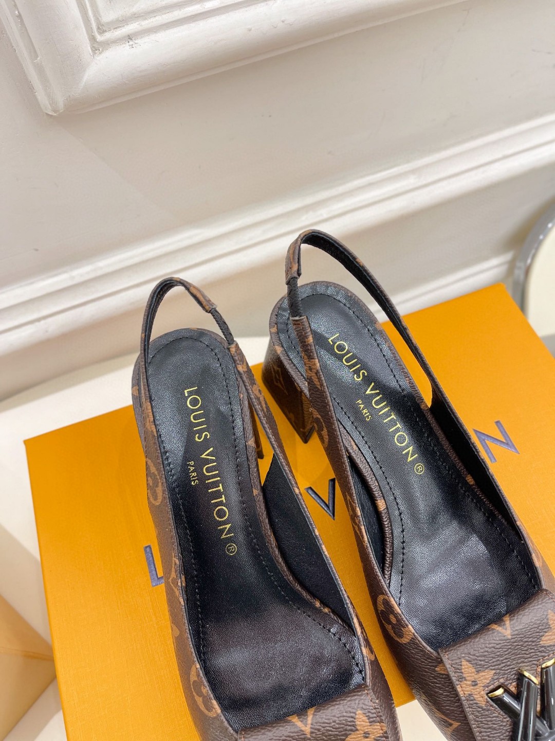 w768h768fitcover-246-595×595 (1)