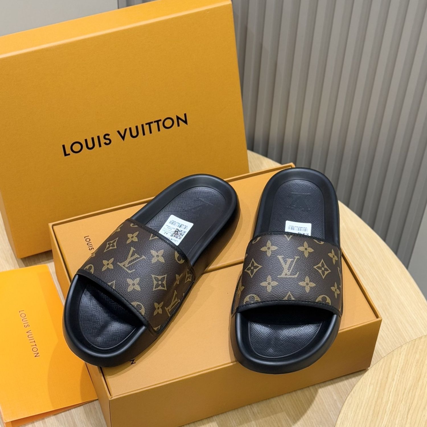 LOUIS VUITTON MULE MACASSAR WATERFRONT