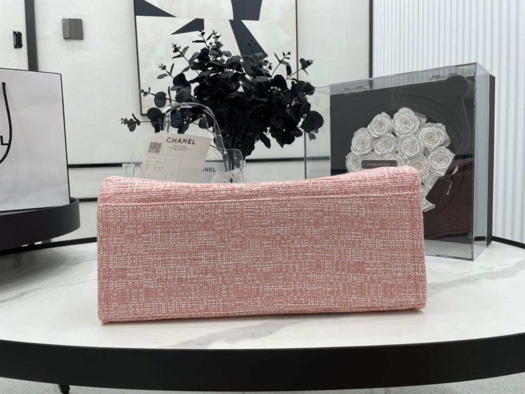 CHANEL PINK DEAUVILLE TOTE