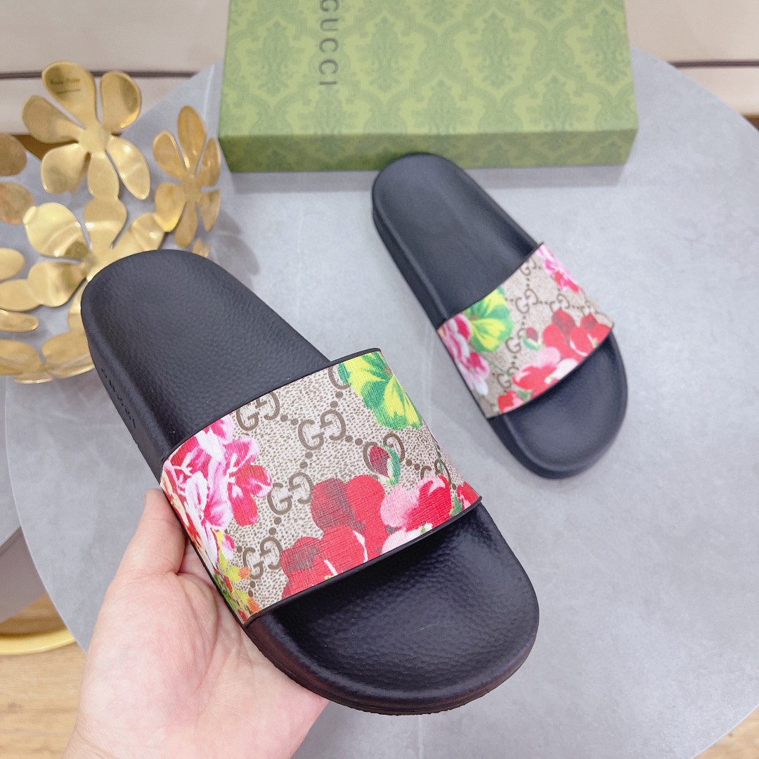 GUCCI FLORAL PRINT SUPREME SLIDE SANDALS FOR WOMEN