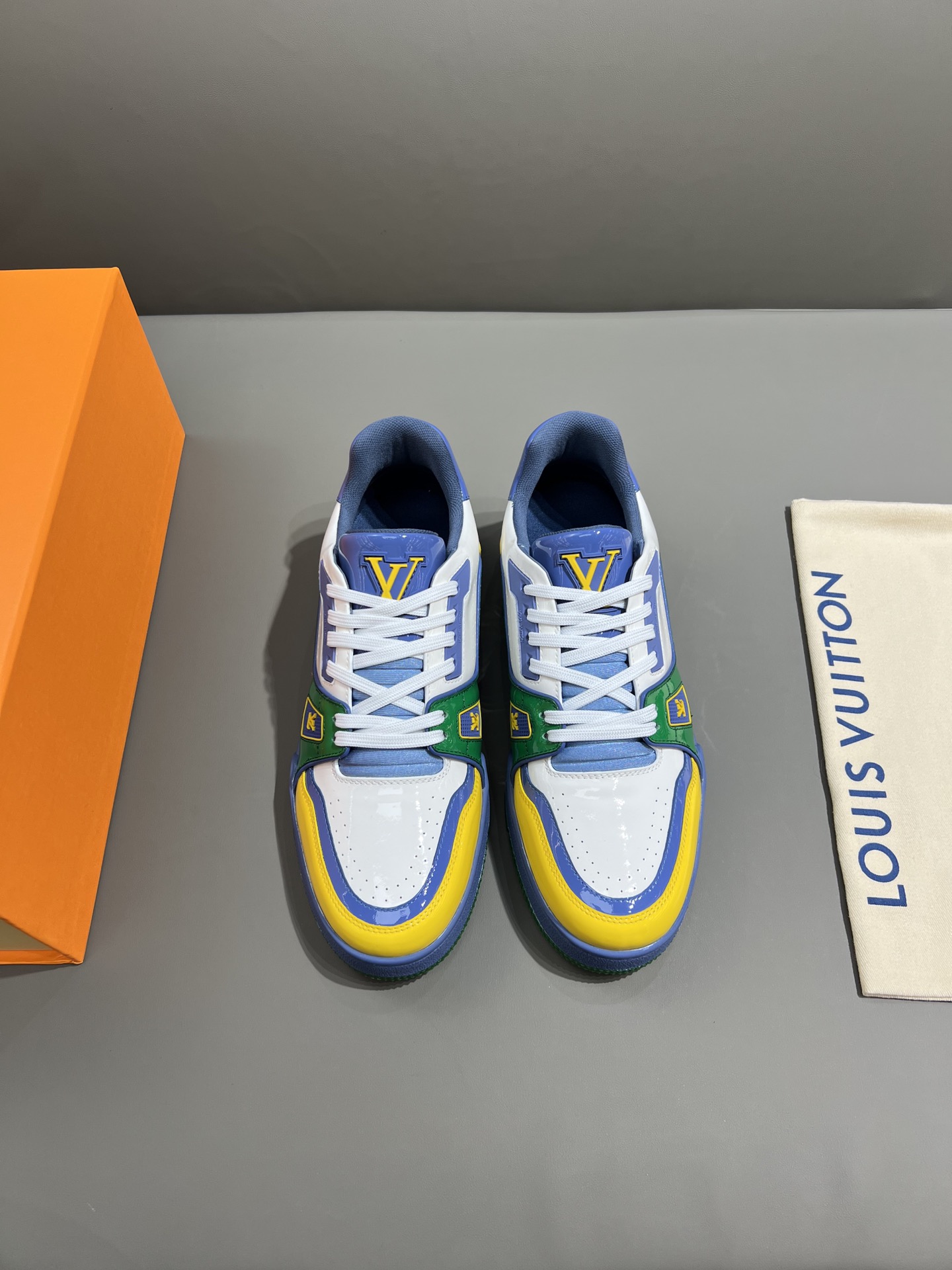 LOUIS VUITTON TRAINER SNEAKER MULTI COLOR