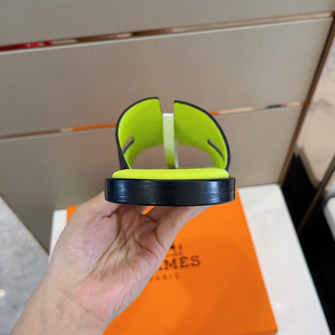 w768h768fitcover-486-595×595-removebg-preview