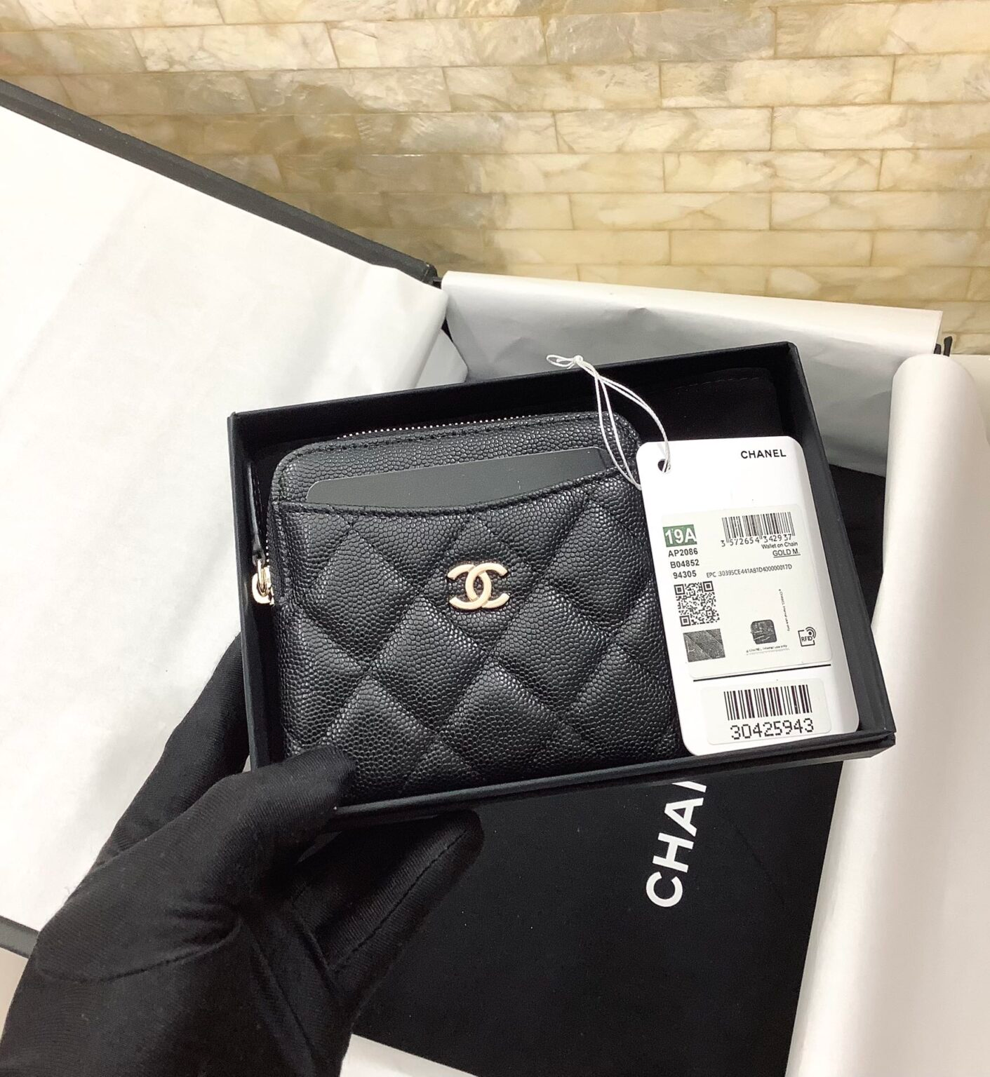 CHANEL CAVIAR QUILTED ZIP CARD HOLDER BLACK WALLET