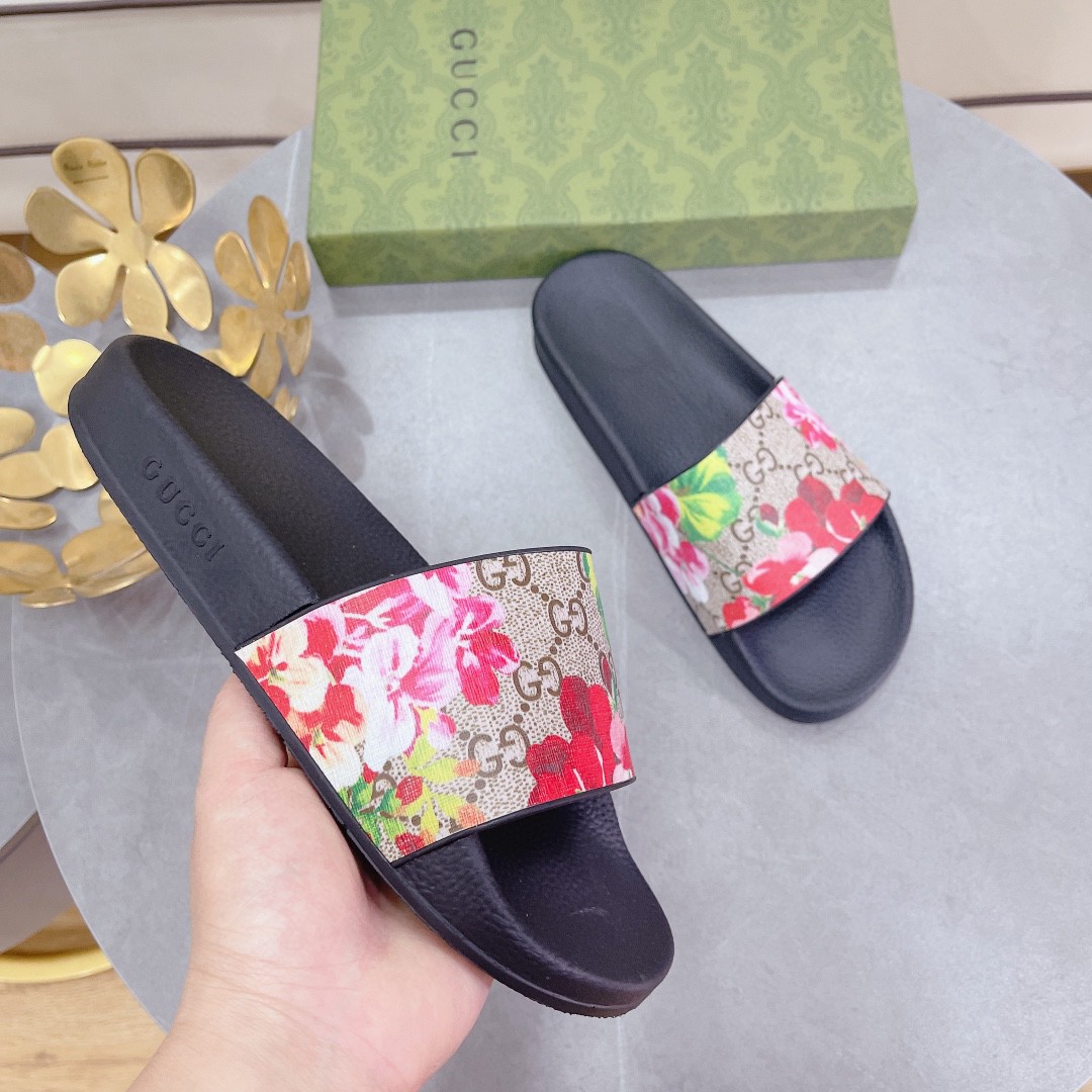 GUCCI FLORAL PRINT SUPREME SLIDE SANDALS FOR WOMEN
