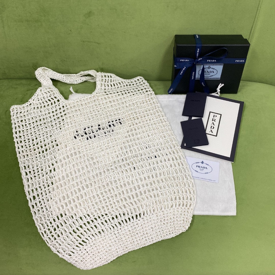 PRADA WHITE RAFFIA TOTE BAG