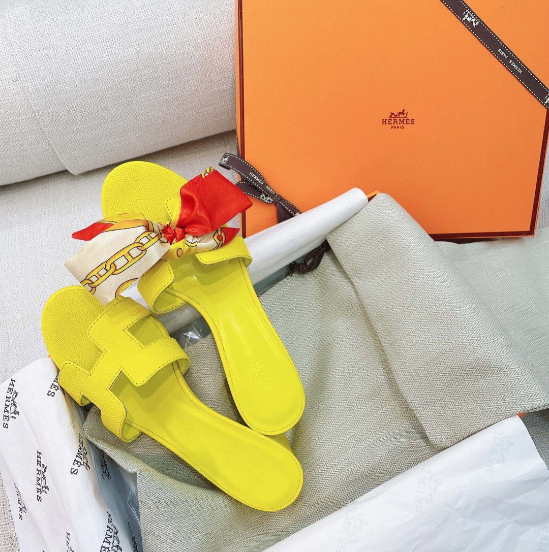 HERMES TURMERIC YELLOW OASIS SANDAL