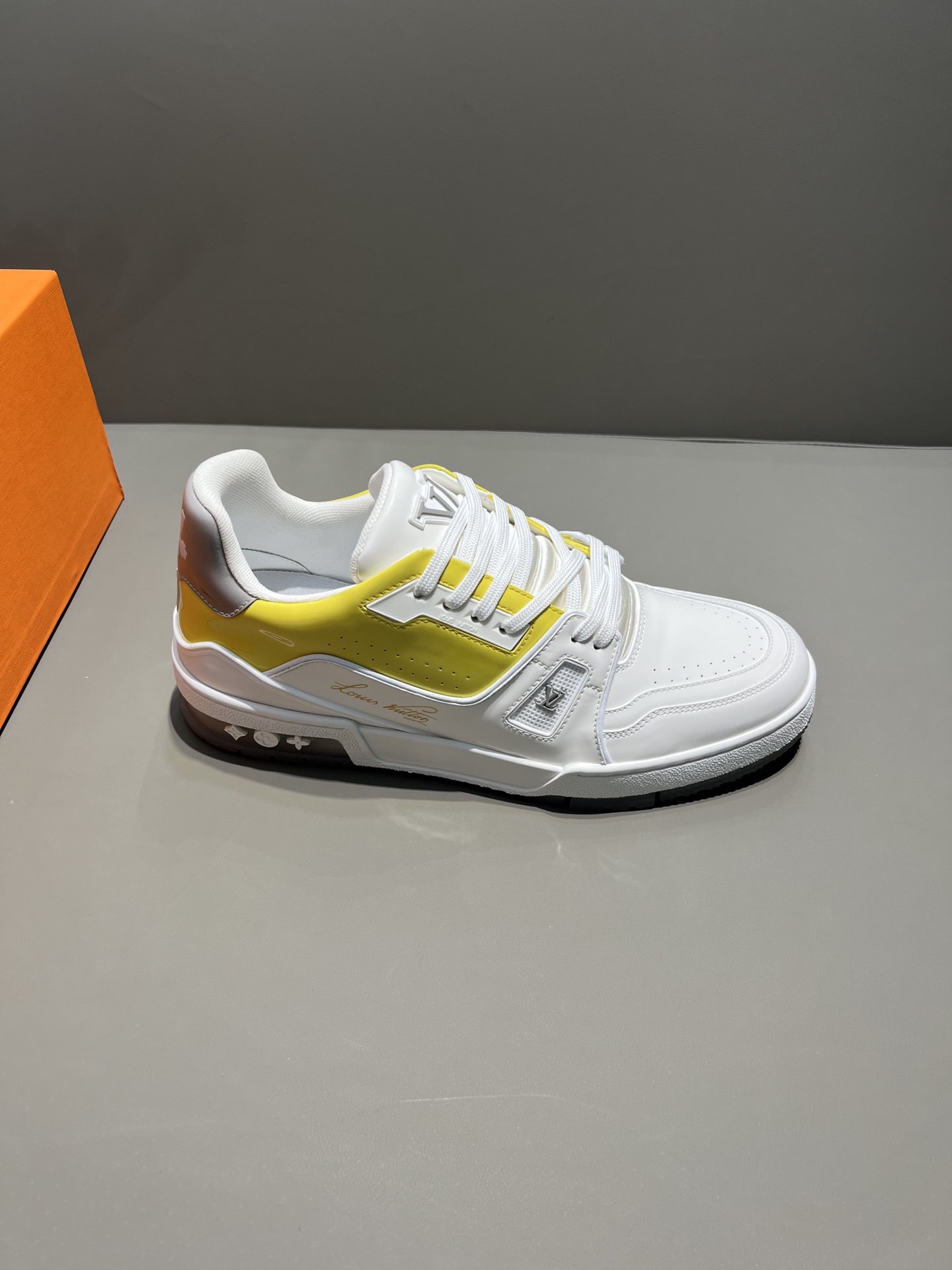 Louis Vuitton Trainer Sneaker WhiteYellow Virgil Abloh