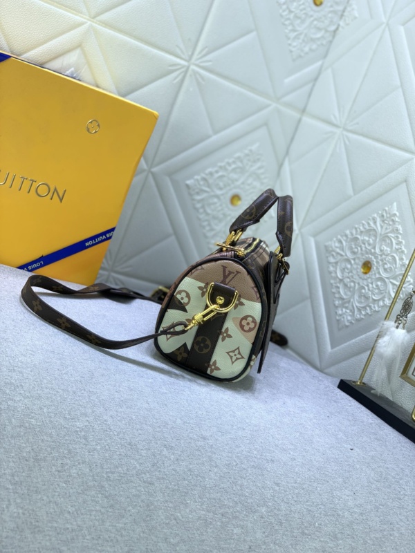 LOUIS VUITTON 9.8IN/25CM M46678 BROWN KEEPALL BANDOULIÈRE 25
