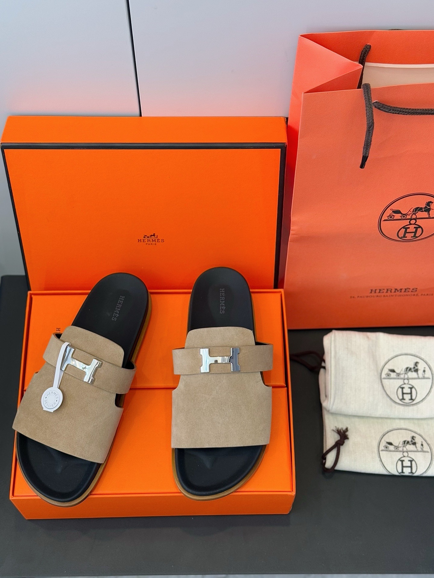 HERMES SANDAL JAURES GRAYISH ORANGE