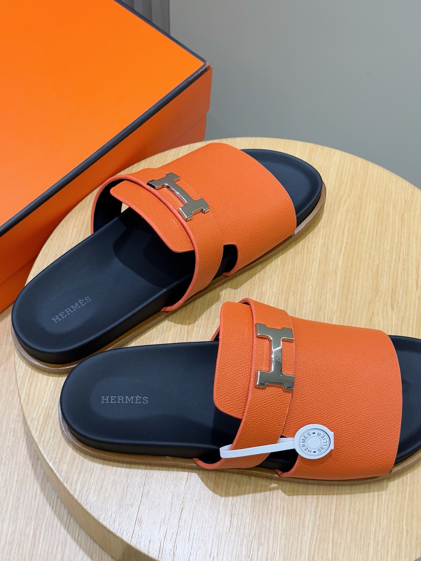 HERMES SANDAL JAURES ORANGE