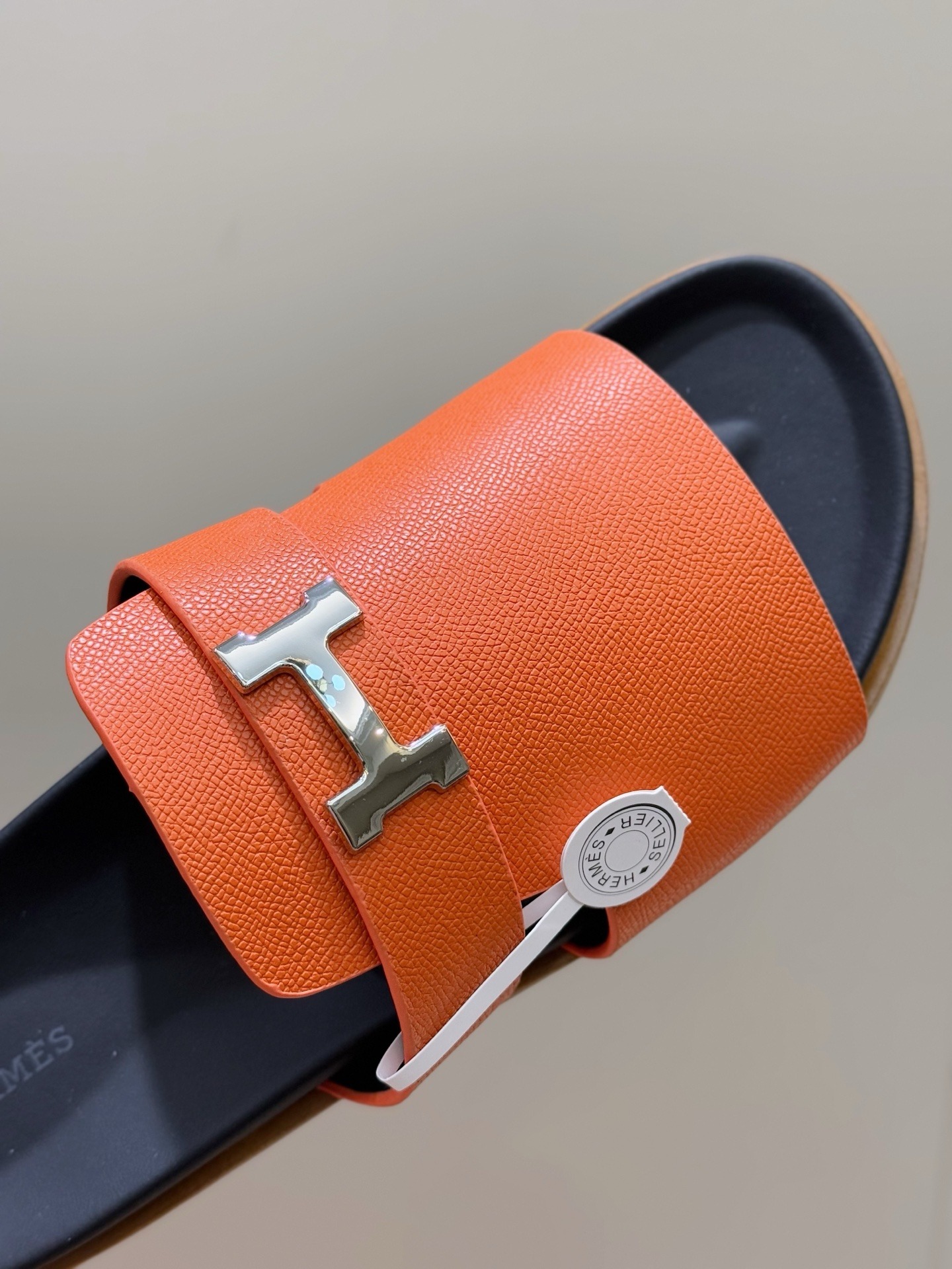 HERMES SANDAL JAURES ORANGE