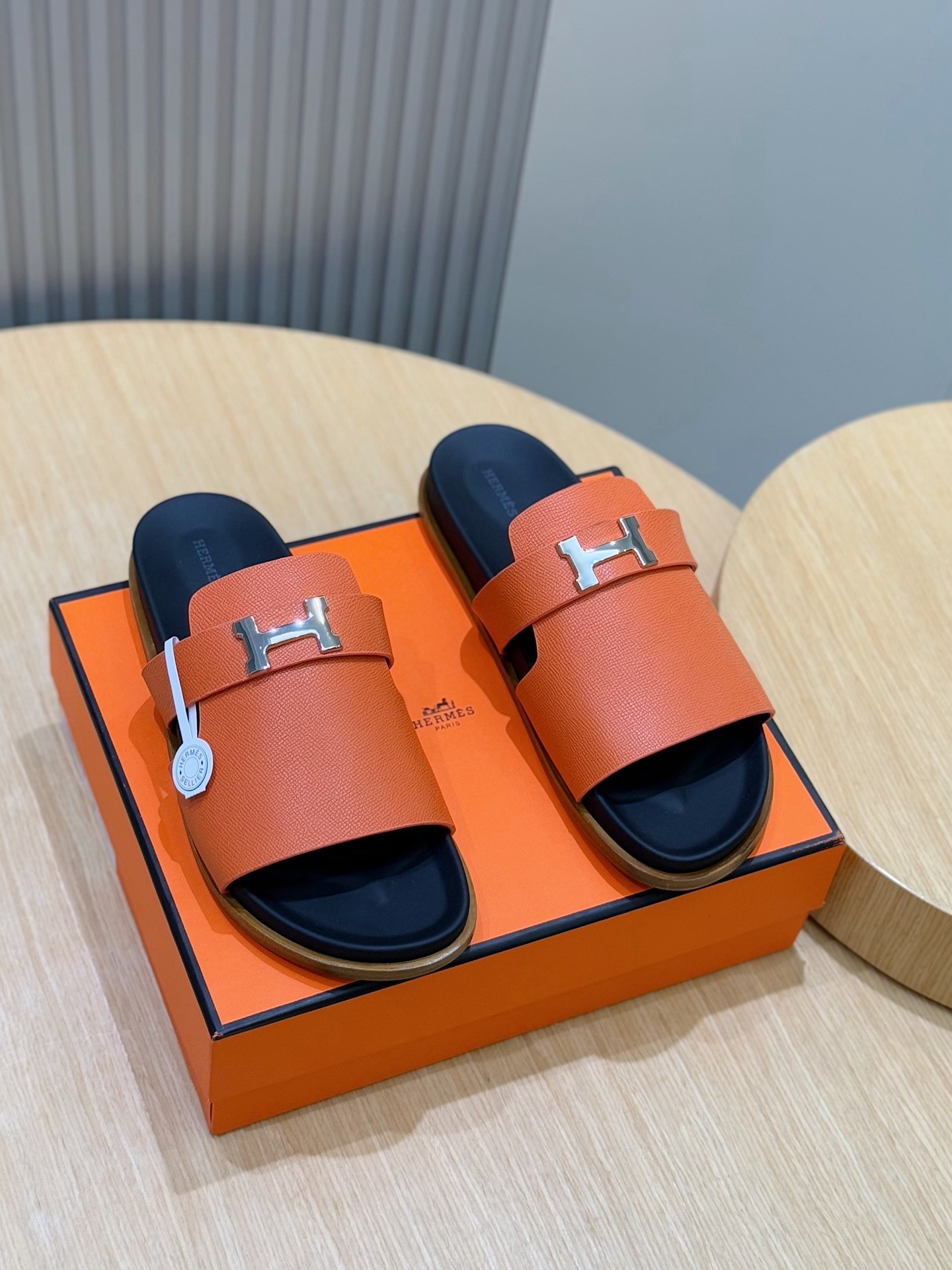 HERMES SANDAL JAURES ORANGE