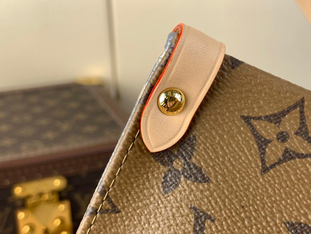 LOUIS VUITTON GREY ONTHEGO MM TRIANON