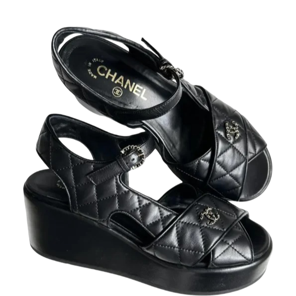 sandales-chanel-en-cuir-noir-43700430-1_4-595x595