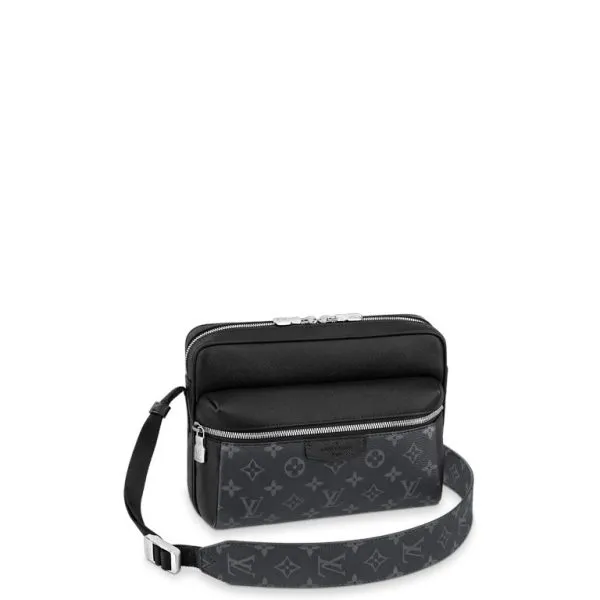 Louis Vuitton Outdoor Messenger Black 29cm