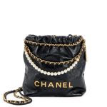 CHANEL-22-MINI-PEARLSBLACK-HANDBAGCRYSTAL.jpg