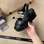 sandales-chanel-en-cuir-noir-43700430-1_4-595×595-1.png