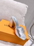 LOUIS-VUITTON-SHAKE-MULE-SILVER-1-1.jpg