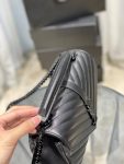 SAINT LAURENT COLLEGE MEDIUM CHAIN BAG IN QUILTED LEATHER BLACK NOIR 24CM