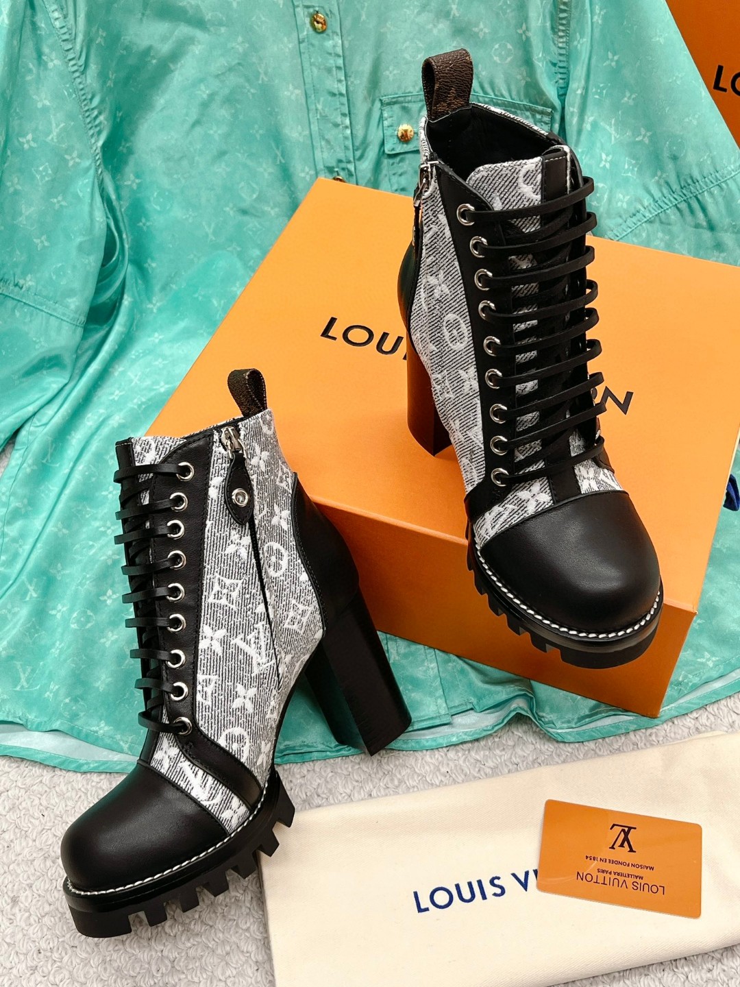 Louis-Vuitton-Star-Trail-Ankle-Boot-3-2