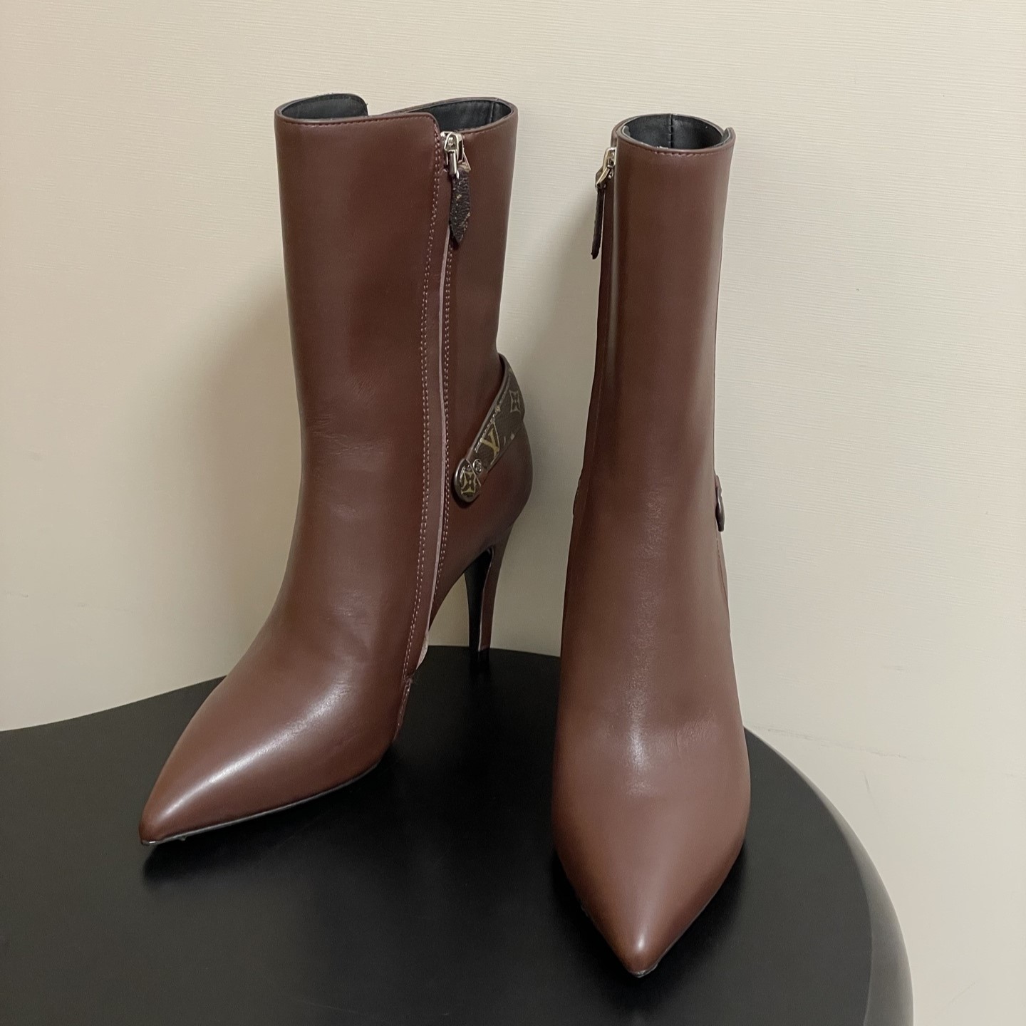 louis-vuitton-legacy-ankle-boot-6-1