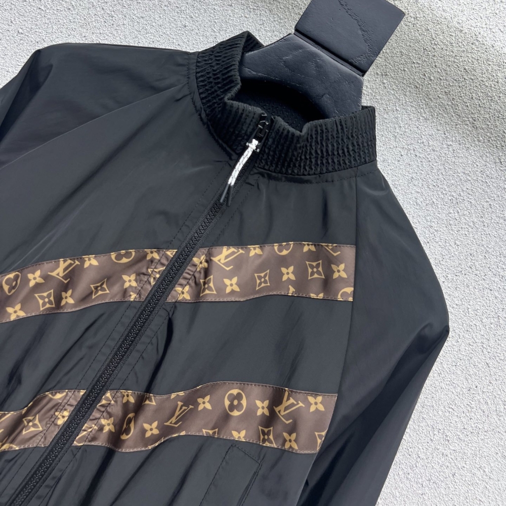 Copy-of-1000-x-1000-Detail-21-3