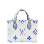 2 leather corners Double zip closure Outside flat pocket with magnetic closure (1)