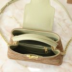 2 leather corners Double zip closure Outside flat pocket with magnetic closure (1)