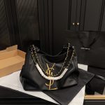2 leather corners Double zip closure Outside flat pocket with magnetic closure
