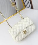 chanel trắng